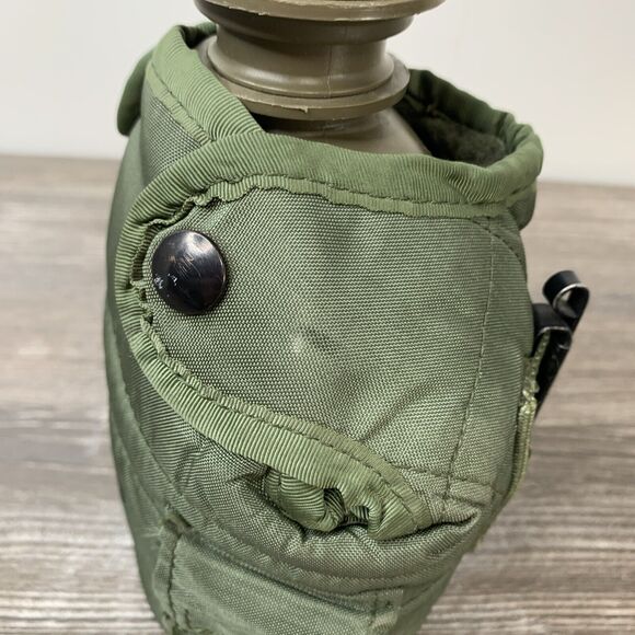 US Military Water Canteen, Lined Cover LC-2 & Metal Cup Unicor SPO100-03-F-EA78 - Picture 5 of 15